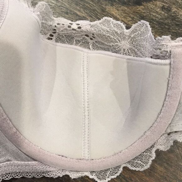 Victoria's Secret Angels Women's Lace Bra, 32D, Grey - Picture 8 of 8